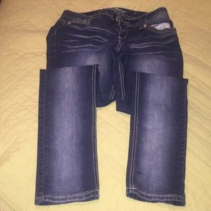Ariya Jeans 9/10